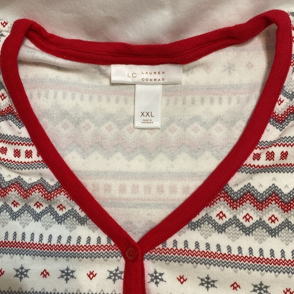 Lauren Conrad Women's  Christmas Holiday pajama set size XXL red white gray… - Picture 2 of 5